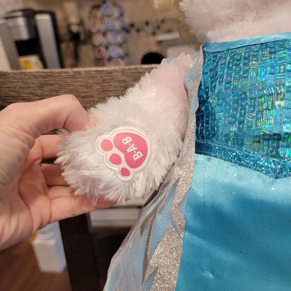Build-A-Bear Elsa - Picture 3 of 4